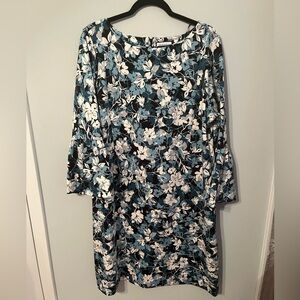 Charter Club Black, White & Blue Floral Long-Sleeve Shift Dress